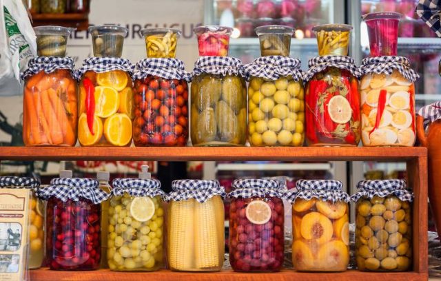 How to Pickle Vegetables and Fruits
