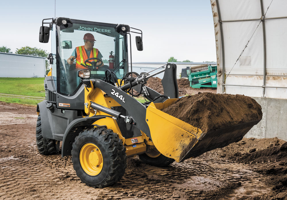 Compact Loaders vs Skid Steer Loaders - 2024 Comparison Guide - Urban ...